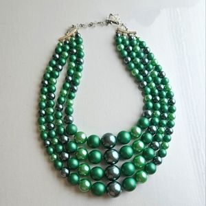 Vintage Jade Green Beaded Pearl Necklace